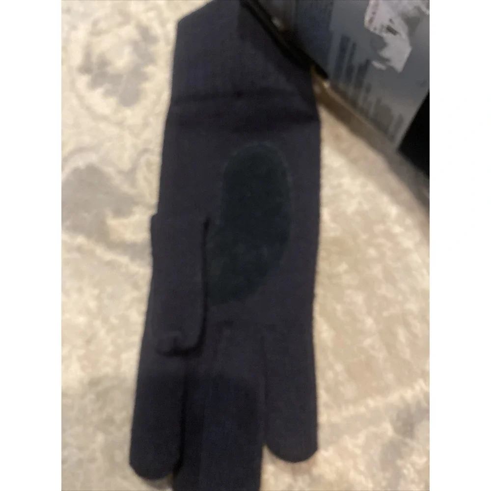 New Women's Isotoner Stretch Acrylic Blend Black  Gloves‎ One Size - Picture 2 of 6
